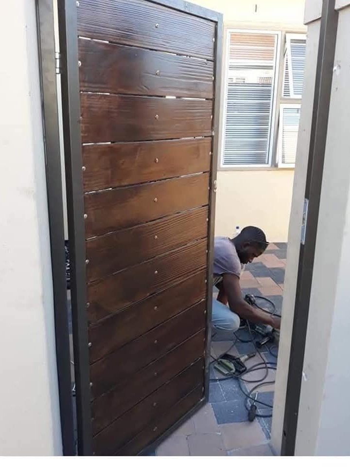 Nutec Gates Nutec Gates